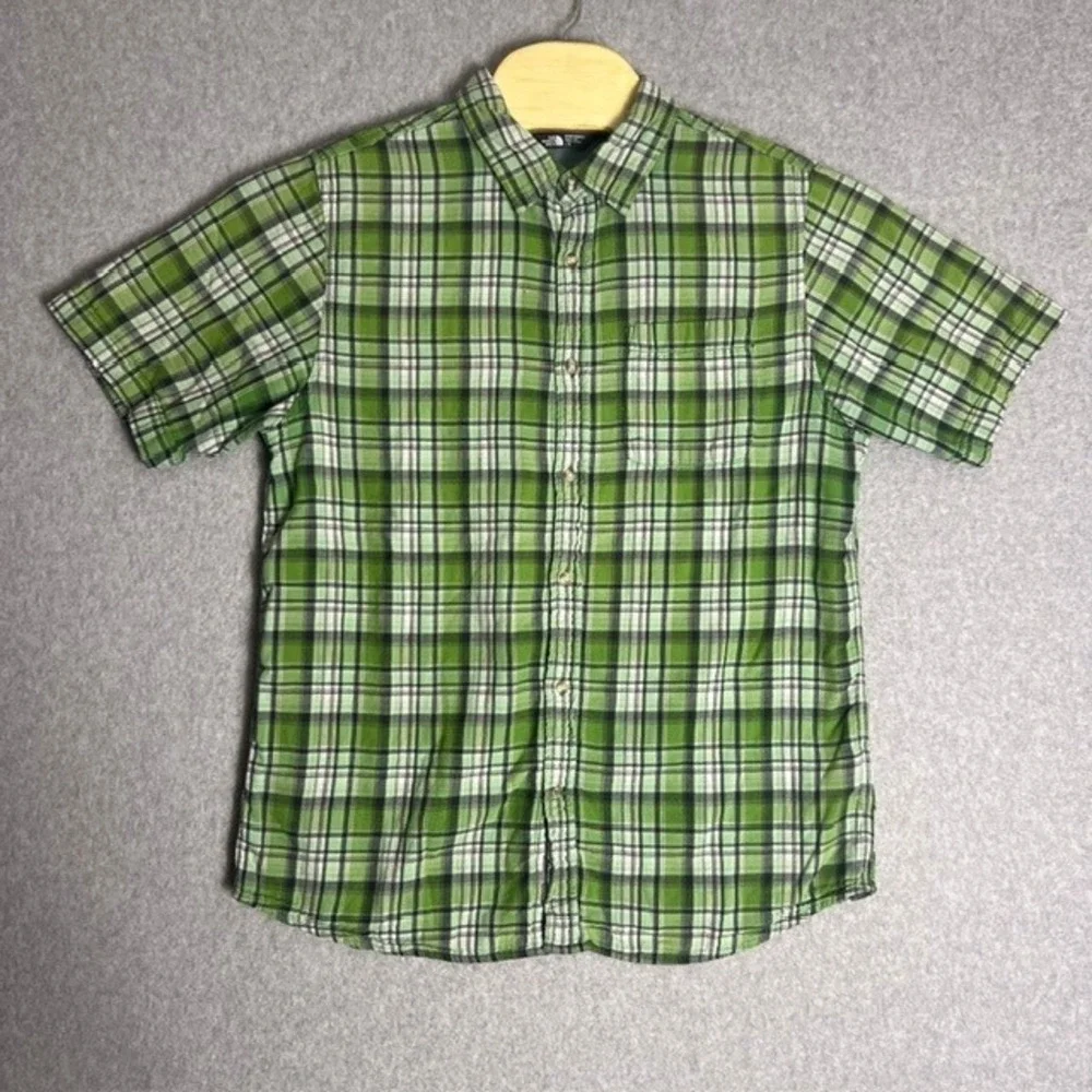 The North Face Men's Green Plaid Short Sleeve Button Up Shirt Size Large‎